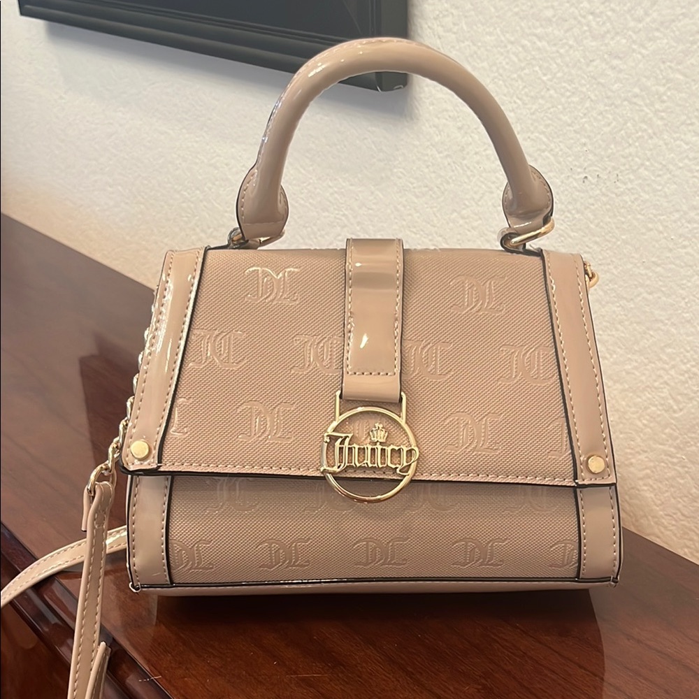 JUICY COUTURE FLAP OVER CROSSBODY